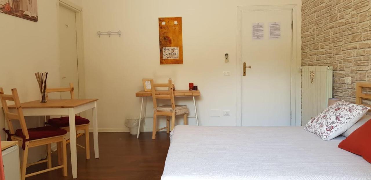 Villa Noemi Bed&Breakfast 比萨 外观 照片